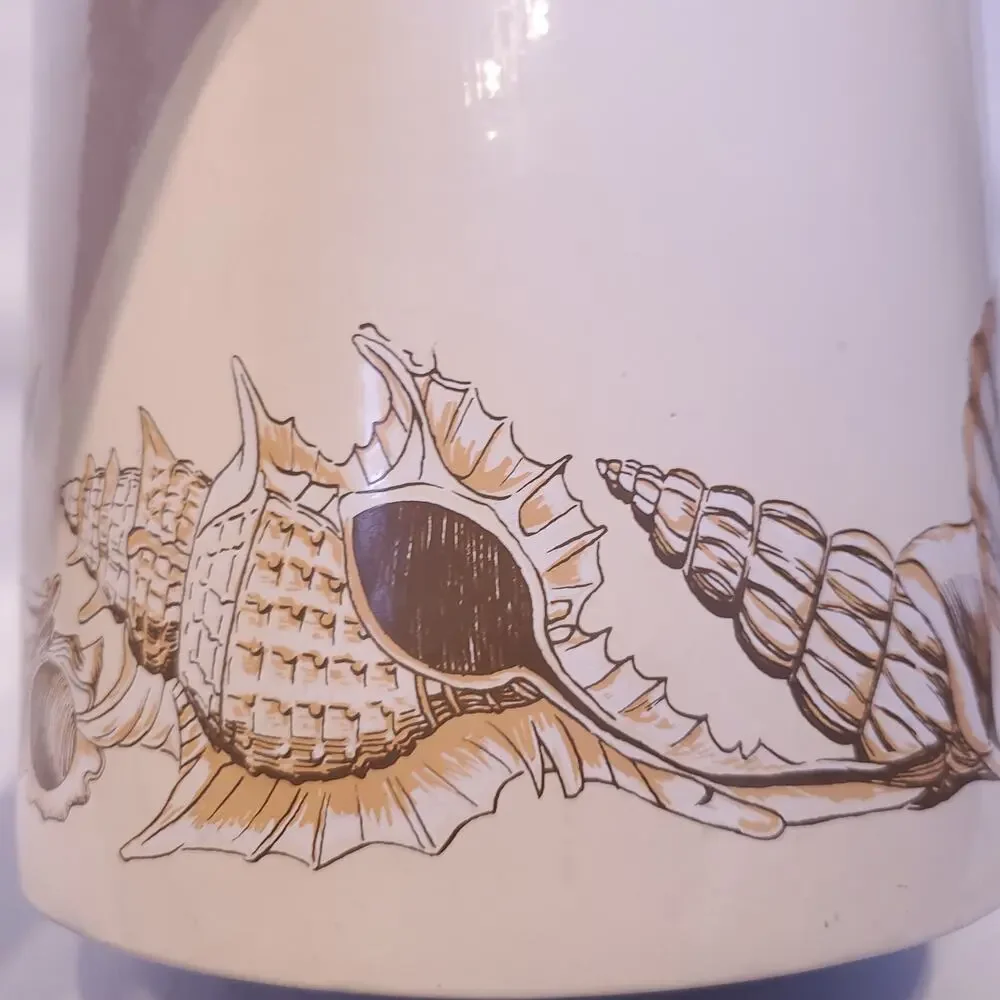 Mid Century Seashell Ice Bucket Lucite Vintage Bar Decor